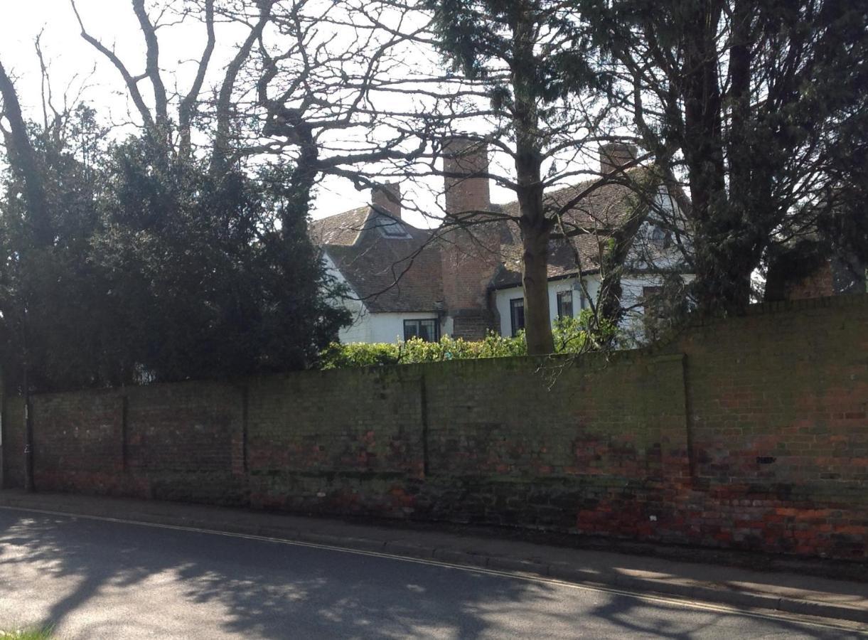 B&B Harlington Manor المظهر الخارجي الصورة